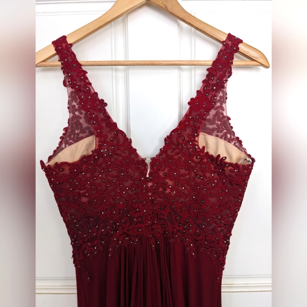 Faviana Lace Appliqued Long Mesh V-Neck Dress - Picture 5 of 11